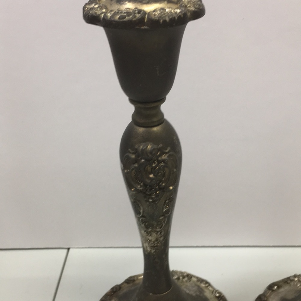 Pair of Godinger Silverplate Candlestick Holders - Picture 6 of 10